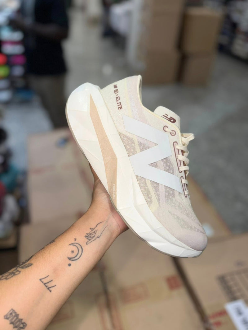 New Balance FuelCell Elite v4
